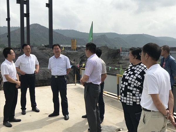 市人大常委會黨組副書記、副主任樊文浩一行調(diào)研泓源公司項目建設(shè)情況(圖2)