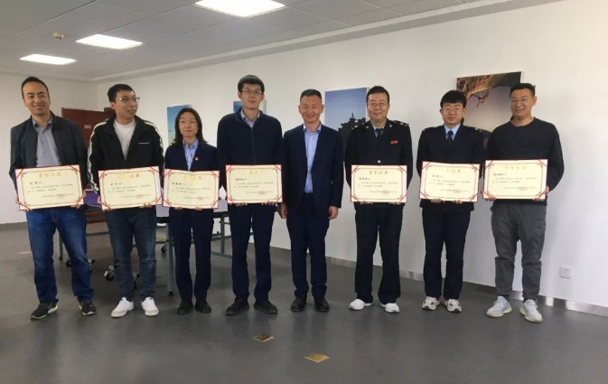 市產(chǎn)投集團(tuán)團(tuán)委舉辦“慶五一、迎五四”球類聯(lián)誼比賽(圖3)